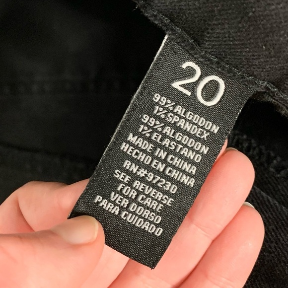 Almost Famous Women's Jeans Distressed Skinny Straight Leg Black Rips Size 20 - Picture 7 of 11